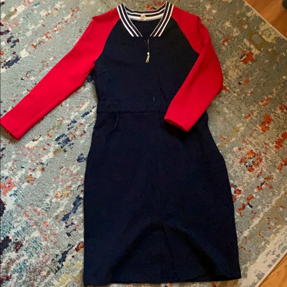Slim fitting dress